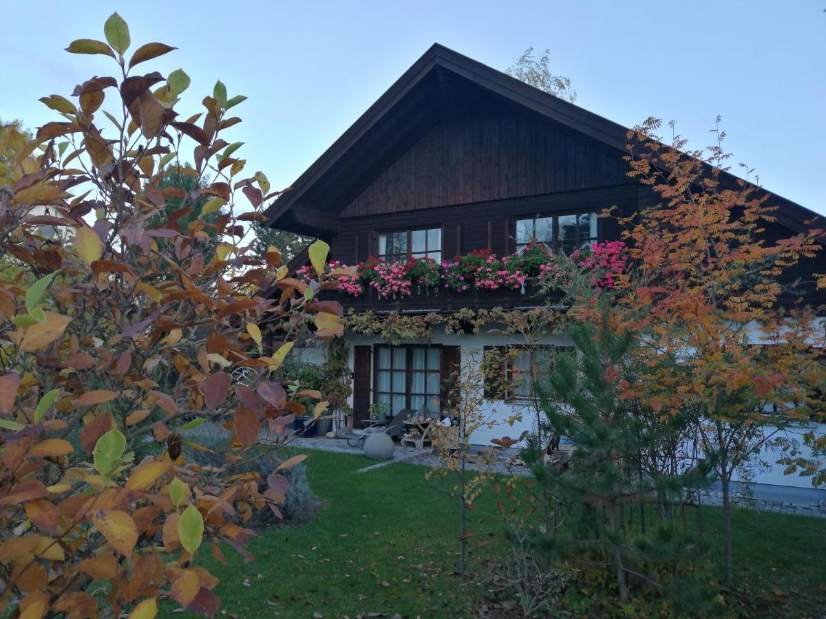 Apartment Haus Merlin Am Boeckelsberg Weimar  Exterior photo